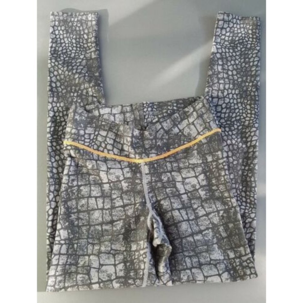 Yummie Hannah Leggings XS Black Castle Rock